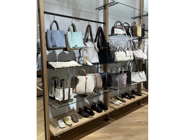 URBAN RESEARCH DOORS